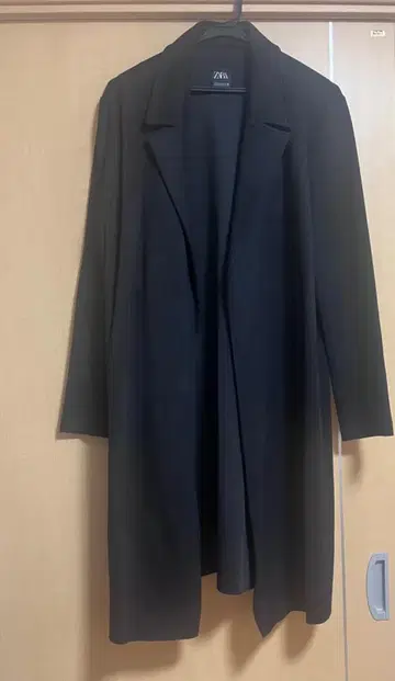 ZARA 스웨이드 소재 롱 코트 블랙