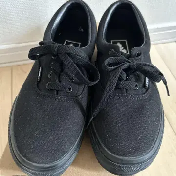 미사용 새상품 VANS ERA 블랙 22cm