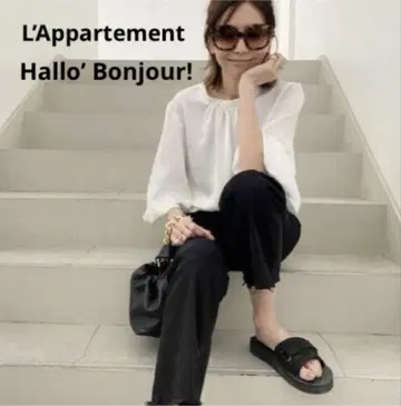 [ 새상품급 ] Hello, Bonjour!(라빠르망) 개더 블라우스