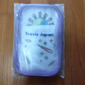 Travis Japan 파우치