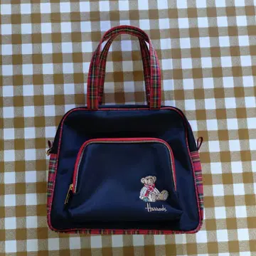 Harrods 테디베어 자수 토트백