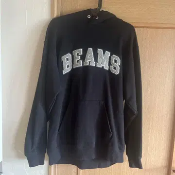 BEAMS 블랙 후드 부착 후드티
