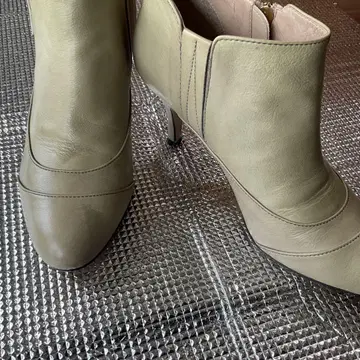 오데뜨 앤 오딜 부티 23.5cm 상자 없음