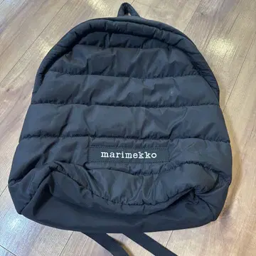 marimekko 블랙 백팩 퀼팅 마리메꼬