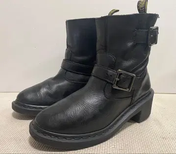 Dr Martens 닥터마틴 통굽 엔지니어 부츠 UK5 가죽 블랙