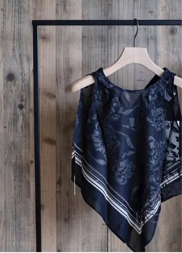 [ PHOTOCOPIEU ] 23SS SCARF DETAIL TOP