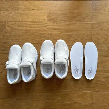 모스 월드 간호사 신발 23.5cm 2점