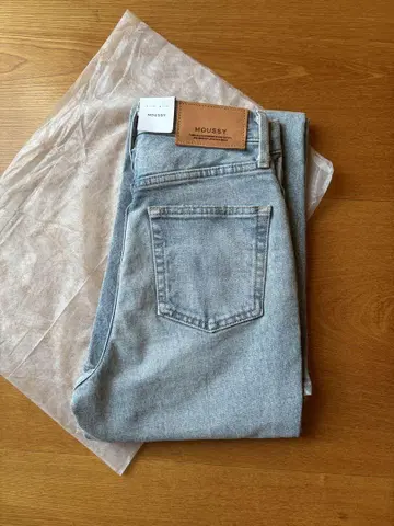미사용 새상품 택 포함 마우지 MOUSSY 데님 25