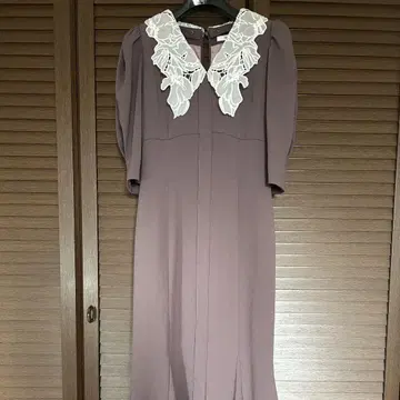 SNIDEL 자수 칼라 머메이드 원피스 스나이델