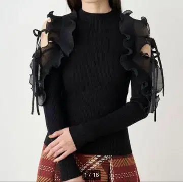 SNIDEL 스나이델 플리츠 프릴 도킹 니트 풀오버 블랙