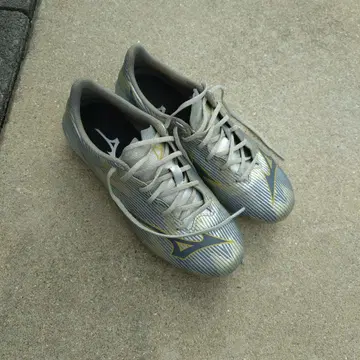 Mizuno 축구화 실버 골드