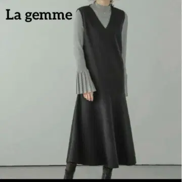 [새상품급] La gemme 오버롤 스커트 롱 머메이드 블랙 V넥 L