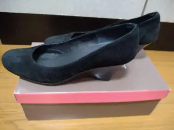 석세스 워크 블랙 스웨이드 펌프스 5cm 힐