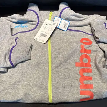 UMBRO 맨투맨
