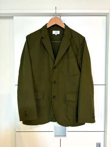 새상품급 SONTAKU  언라이닝 자켓 테일러드 카키 L