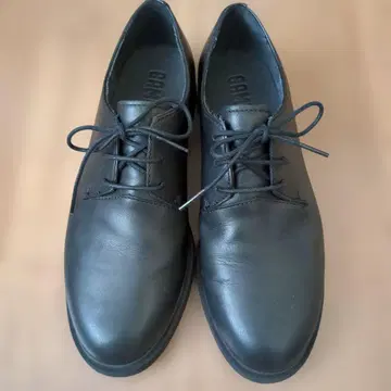 CAMPER 블랙 신발