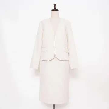 새상품급 크로네 트위드 셋업 스커트 수트 13AR*GD270