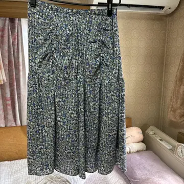 쿠미쿄쿠 플라워 프린트 플레어 스커트