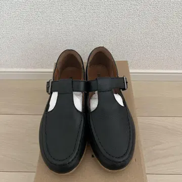 MINNETONKA 블랙 가죽 로퍼