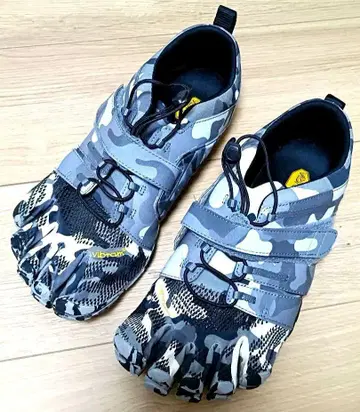 [ 중고품 ] Vibram 카모플라쥬 그레이 핑거 신발