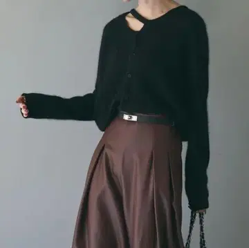 완판템 ANDREA & CO 숄더컷 가디건 블랙 F