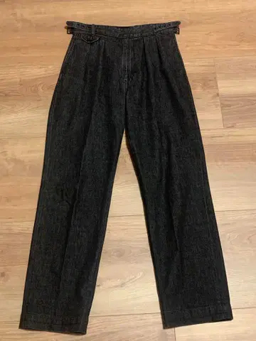 KENNETH FIELD 구르카 트라우저