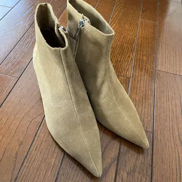 ZARA 베이지 스웨이드 스틸레토 부츠