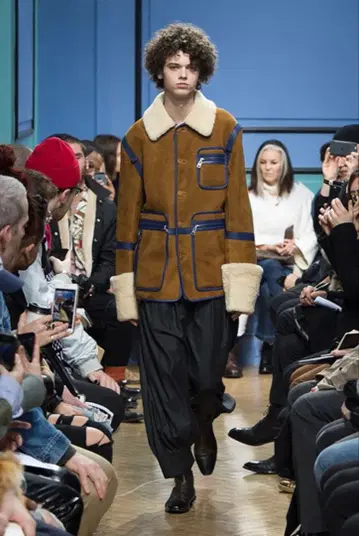 JW Anderson 무스탕 자켓 jw앤더슨 브라운