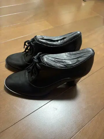 Clarks 블랙 힐 포함 신발