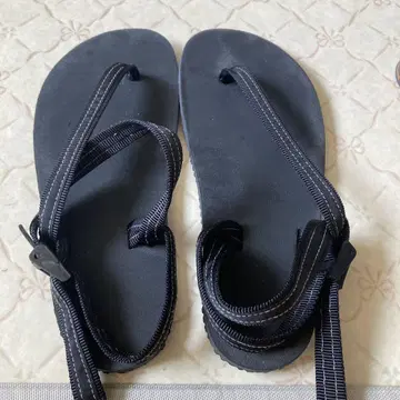 어스러너즈 어싱 샌들 와라치 24.2cm