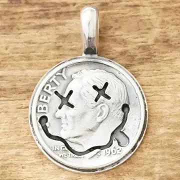 새상품 NORTH WORKS 닐바나 스마일 코인 펜던트 탑