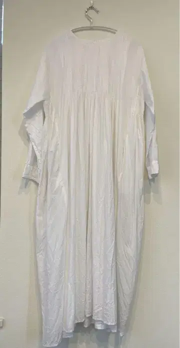 메종드소일 핀턱 면 원피스