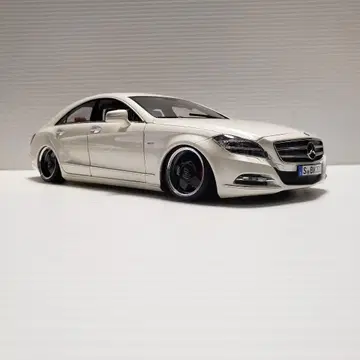 1/18 벤츠 CLS 클래스 W218 커스텀
