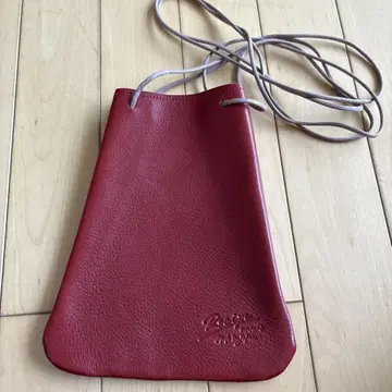 빨간색 가죽 사코슈 Baiya