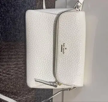 Kate Spade 화이트 숄더백