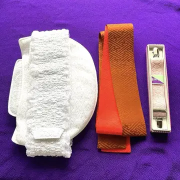허리 받침 보정 패드 등 기모노 주변 잡화