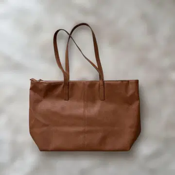 브라운 가죽 토트백