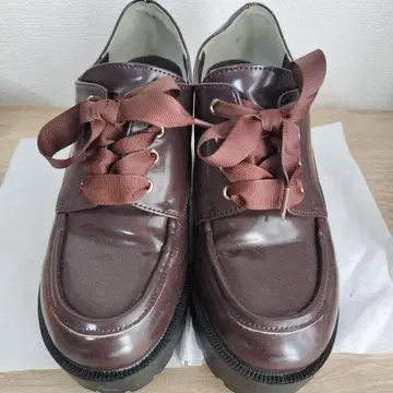 MAJESTIC LEGON 브라운 로퍼