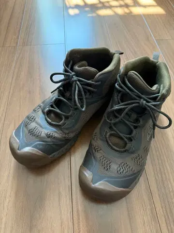 28cm KEEN 킨 넥시스 NXIS SPEED MID