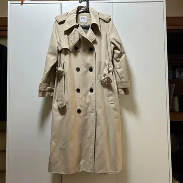 ZARA 베이지 트렌치코트