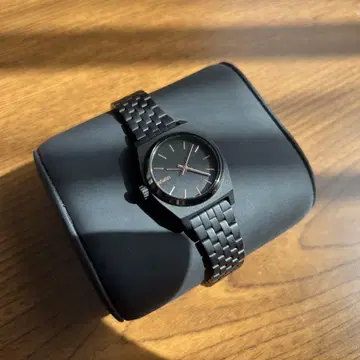 NIXON 블랙 아날로그 손목시계