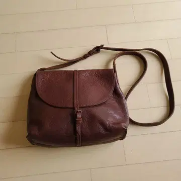 genten 브라운 가죽 숄더백