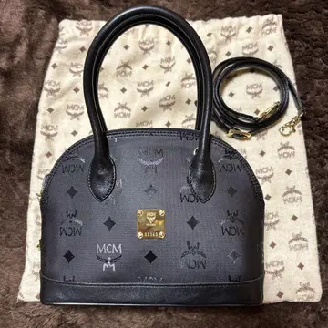 MCM 블랙 핸드백 로고