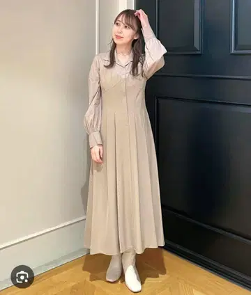 코코딜 볼륨 슬리브 니트 플레어 원피스