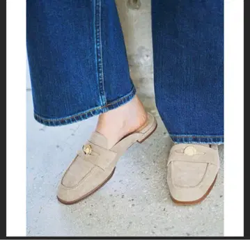 루타론 가죽 코인 로퍼 뮬