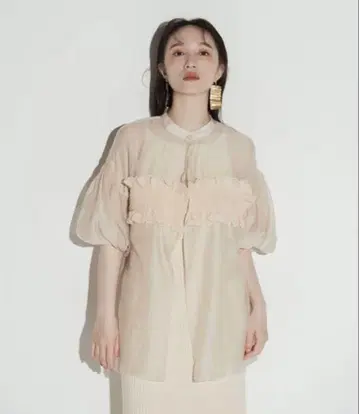 Eaphi bustier line sheer blouse / beige