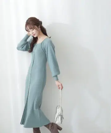 민트 그린 긴팔 니트 원피스