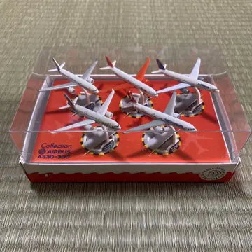 AIRBUS 피규어 KinderSURPRISE 비행기 세트