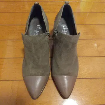 Artemis Diana 스웨이드 스틸레토 부티 24.5cm