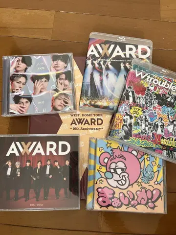 WEST. 라이브 Blu-ray 등